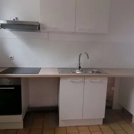 Rent this 3 bed apartment on 21 Cours Maréchal Foch in 40100 Dax, France