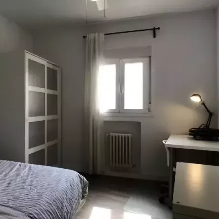 Rent this studio room on Casa Vilota in Calle de la Concepción Jerónima, 28012 Madrid