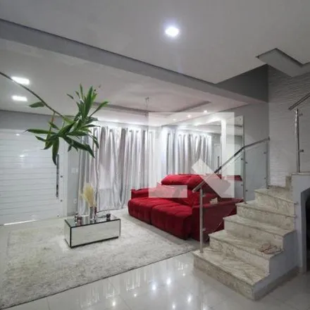 Rent this 3 bed house on Rua Doutor João César in Estância Velha, Canoas - RS