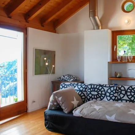 Rent this 1 bed house on 6614 Brissago