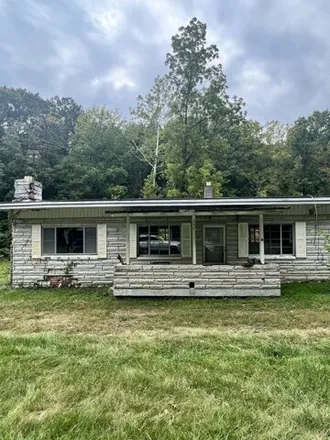 Buy this studio house on 260 Lake Hart Street in Lake Hart, Morgan County