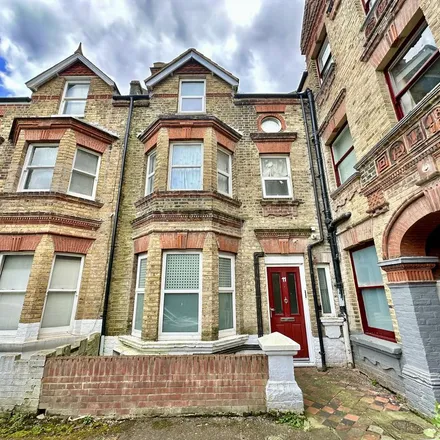 Image 3 - Ethelbert Gardens, Cliftonville West, Margate, CT9 1RZ, United Kingdom - Apartment for rent