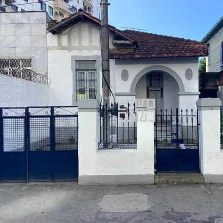 Rent this 3 bed house on Rua Doutor Sardinha in Santa Rosa, Niterói - RJ