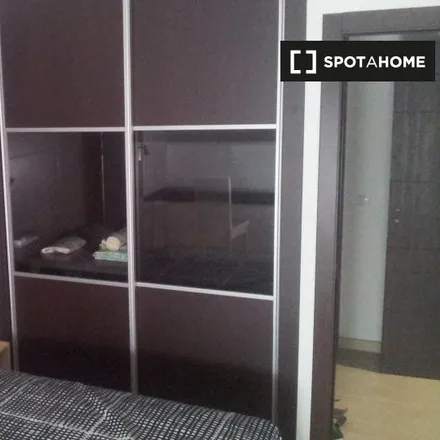 Rent this 2 bed room on Llar Dansa in Carrer de Guillem Massot, 07003 Palma