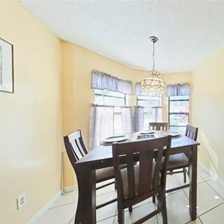 Image 7 - 1860 Foxhall Circle, Kissimmee, FL 34741, USA - Condo for sale