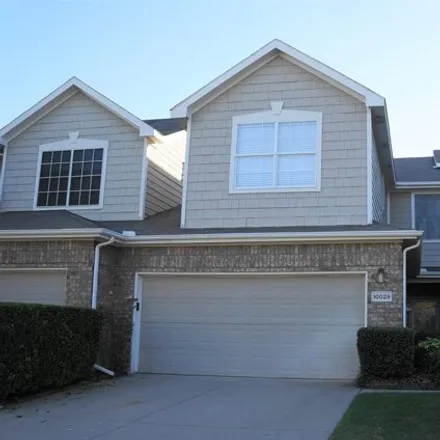 Rent this 3 bed townhouse on 3260 Rolling Meadow Drive in Plano, TX 75025