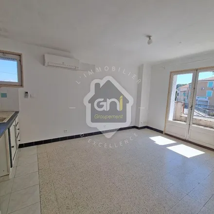 Rent this 3 bed apartment on 408 Avenue Henri Fabre in 84420 Piolenc, France