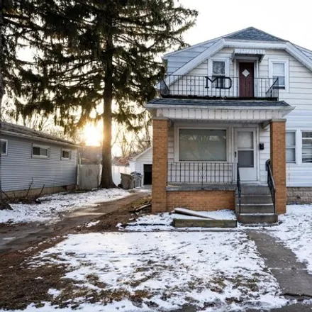 Buy this studio house on 4575 in 4575A North 49th Street, Milwaukee