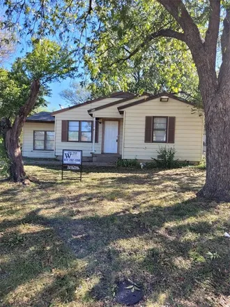 Buy this 4 bed house on 526 Northwest 18th Street in Grand Prairie, TX 75050