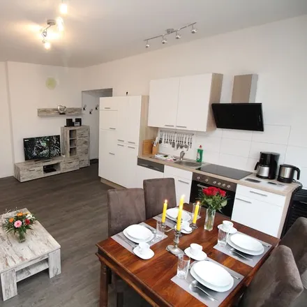 Rent this 6 bed apartment on Berlin Ostbahnhof in Mitteltunnel, 10243 Berlin