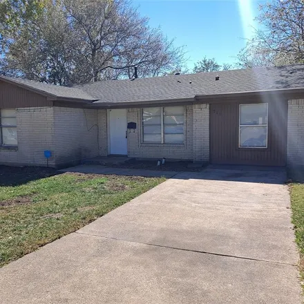 Rent this 3 bed house on 716 Jadewood Drive in Dallas, TX 75232