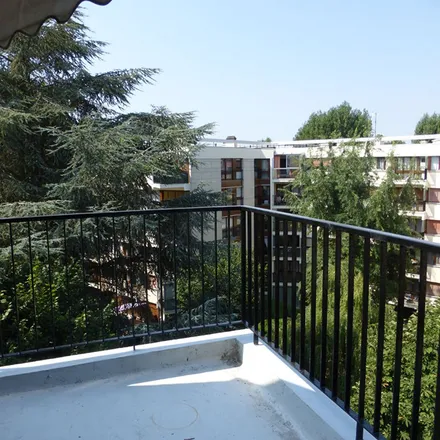 Image 1 - 1 Rue des Érables, 78150 Le Chesnay-Rocquencourt, France - Apartment for rent