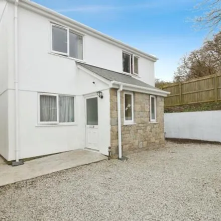 Buy this 4 bed house on 3 Waverley Heights in Helston, TR13 8FU