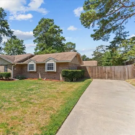 Image 3 - 92 Colonial Court, Lufkin, TX 75901, USA - House for sale