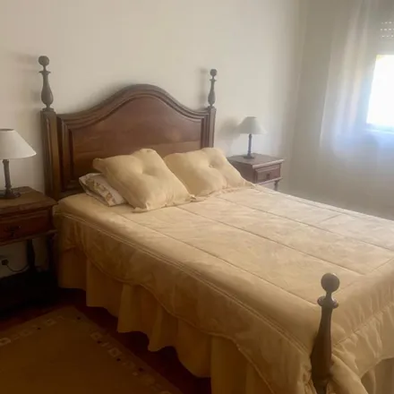 Rent this 2 bed apartment on Rua do Agro in 4400-263 Vila Nova de Gaia, Portugal