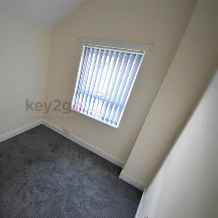 Image 6 - 165 Manvers Road, Sheffield, S20 1BA, United Kingdom - Townhouse for rent