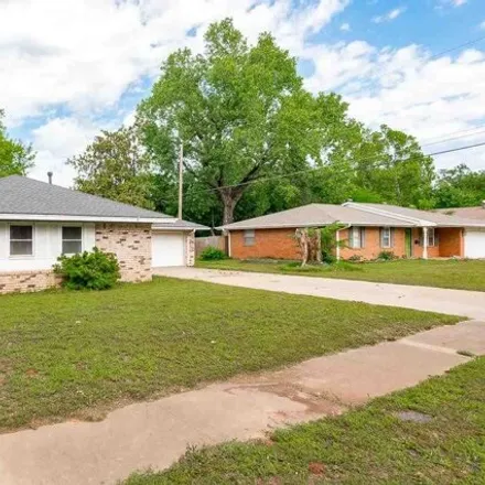 Buy this 3 bed house on 1364 East Virginia Avenue in Stillwater, OK 74075