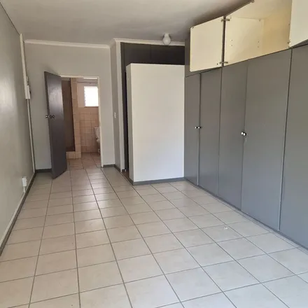 Image 5 - Vaal fisheries, Austin Street, Wilkoppies, Klerksdorp, 2571, South Africa - Apartment for rent