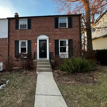 Rent this 3 bed house on 5815 Wyngate Drive in Bethesda, MD 20817