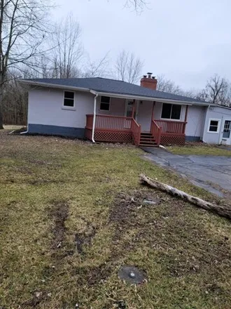 Buy this 2 bed house on Polk Hollow Road in Ross County, OH 45601