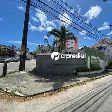 Rent this 4 bed house on Rua Nunes Valente 1130 in São João do Tauape, Fortaleza - CE