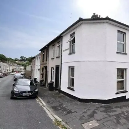 Rent this 3 bed house on Maindee in 76 Victoria Avenue, Newport