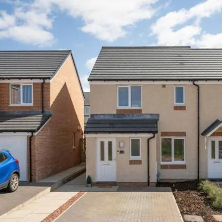 Buy this 3 bed house on 3 Comitis Road in West Calder, EH55 8FX