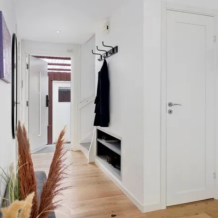 Rent this 7 bed apartment on Ägovägen 3 in 244 66 Furulund, Sweden