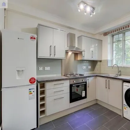 Rent this 2 bed room on Windsor House in Wenlock Road, London