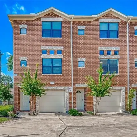 Buy this 2 bed condo on 2874 Hullsmith Drive in Houston, TX 77063