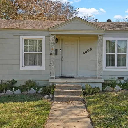 Buy this 3 bed house on 4409 Wilson Lane in Fort Worth, TX 76133