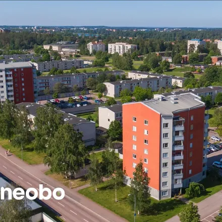 Rent this 4 bed apartment on Mossgatan 131 in 654 65 Karlstad, Sweden