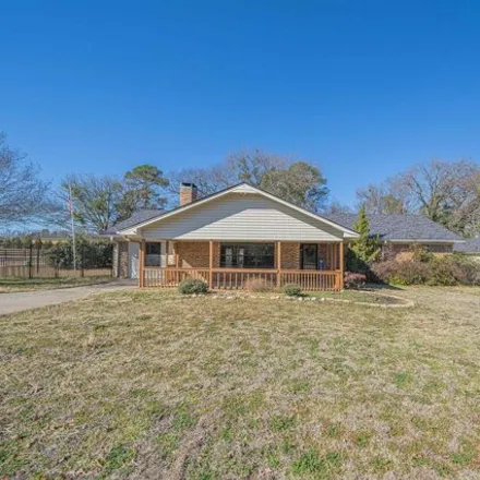 Image 2 - 716 Fergison Drive, Franklin County, TX 75480, USA - House for sale