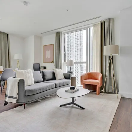 Image 1 - Laker Court, 39 Harbour Way, Canary Wharf, London, E14 9ZE, United Kingdom - Apartment for rent