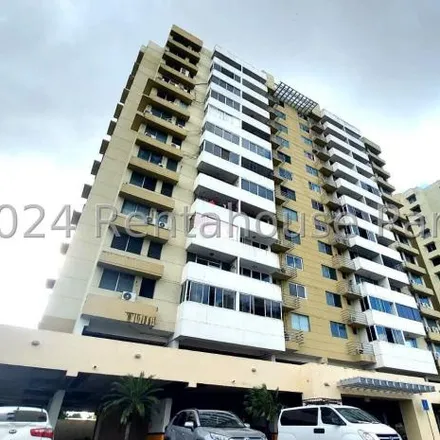 Rent this 3 bed apartment on Calle 103 Oeste in 0818, Río Abajo