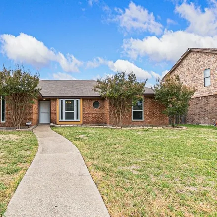 Buy this 3 bed house on 7613 Tulane Drive in Rowlett, TX 75088