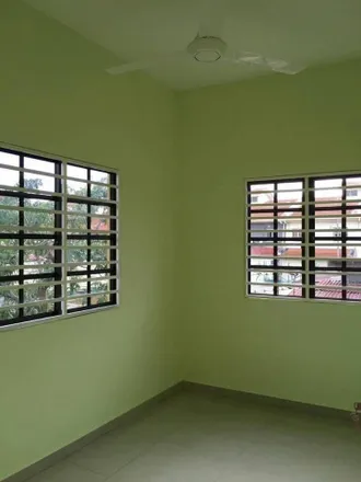 Image 1 - unnamed road, Kampung Sungai Tua Baharu, 68100 Selayang Municipal Council, Selangor, Malaysia - Apartment for rent