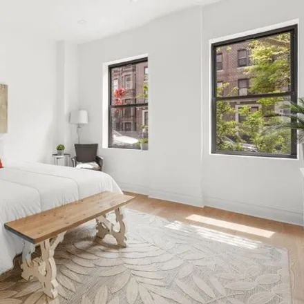 Image 4 - 925 Union Street, New York, NY 11215, USA - Apartment for sale
