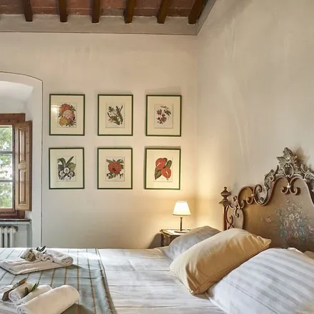 Rent this 5 bed house on Certaldo in Sottopasso stazione, 50052 Certaldo FI