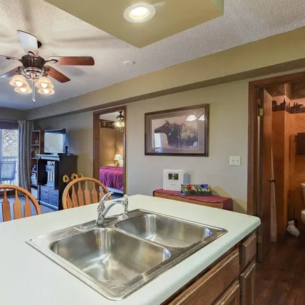 Image 2 - Branson West, MO - Condo for rent