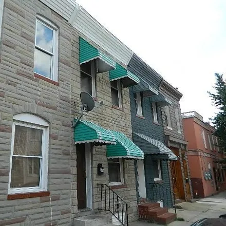 Image 3 - 2424 East Fayette Street, Baltimore, MD 21224, USA - Townhouse for sale