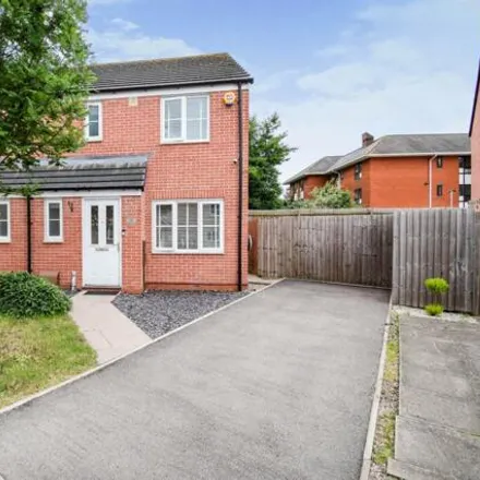Buy this 3 bed duplex on 28 Clay Brookes Lane in Coventry, CV3 2FA