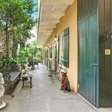 Image 5 - 1127 Royal Street, New Orleans, LA 70116, USA - Townhouse for sale