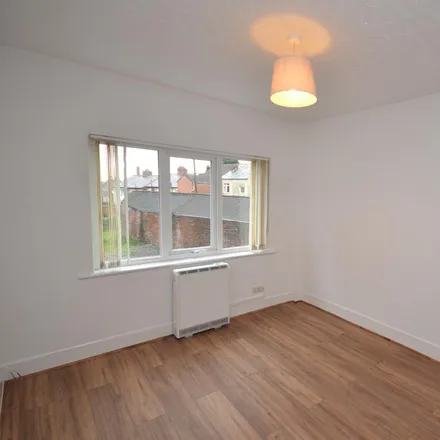 Image 7 - Freckleton Street, Wigan, WN1 2LE, United Kingdom - Apartment for rent