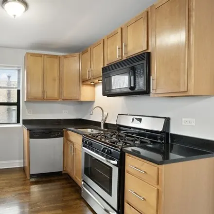 Image 3 - 1631 West Jonquil Terrace, Chicago, IL 60626, USA - Apartment for rent