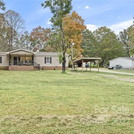 Image 1 - 128 Beaver Brook Road, Statesville, NC 28677, USA - House for sale