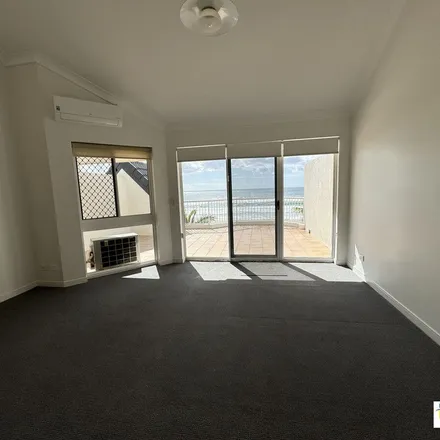Rent this 3 bed apartment on Quest Coffee Roasters in James Street, Koala Park QLD 4220