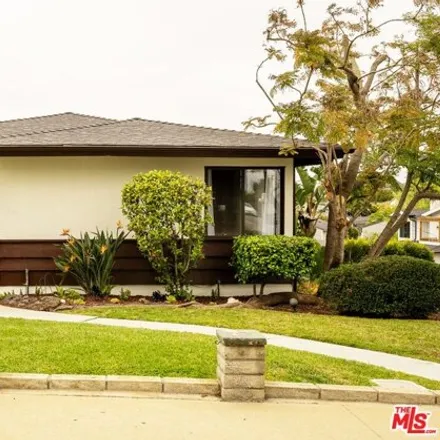 Rent this 3 bed house on 443 Lomita Street in El Segundo, CA 90245