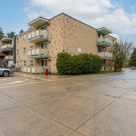Image 2 - 6087 Althea Street, Niagara Falls, ON L2E 6C8, Canada - Apartment for rent