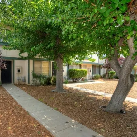 Image 1 - 3621 Yew Tree Court, San Jose, CA 95111, USA - Townhouse for sale